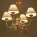Lampadari camera da letto country